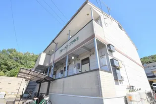 ブルーメンプラツェ【2階】の外観