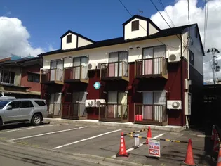 ローズガーデン泉中央【1階】の外観
