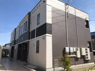 アクロス モモの画像