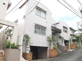 恵比寿ガーデンヒルズ【3階】の外観