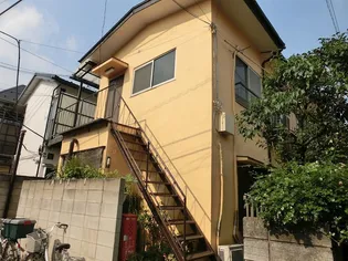 神宮荘【2階】の外観