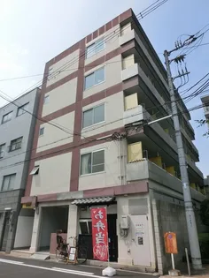 クイーンレジデンス【5階】の外観