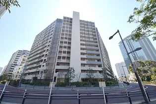 東京都江東区豊洲3【マンション】の外観