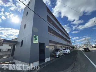 徳島県板野郡北島町鯛浜字川久保【マンション】の外観