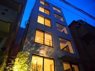 東京都新宿区西五軒町【マンション】の外観