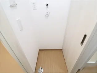 ピネータ天保山【5階】の内装