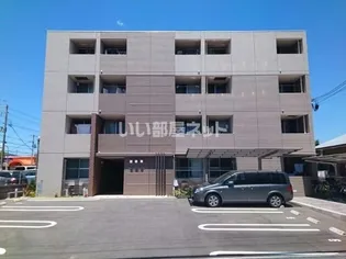 レノヴァティオ【1階】の外観