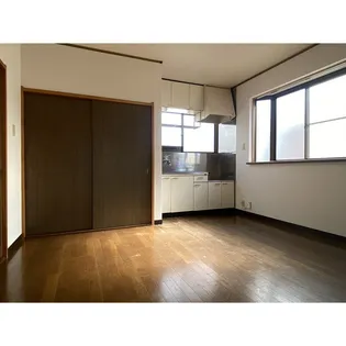 ロータス本【2階】の居間