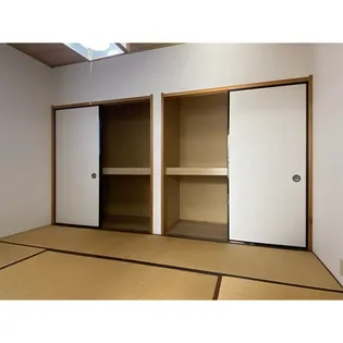 ロータス本【2階】の内装