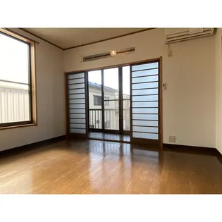 ロータス本【2階】の居間