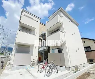 フルハウス【2階】の外観