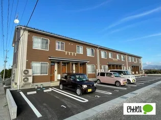 山形県寒河江市大字西根字下堰【アパート】の外観