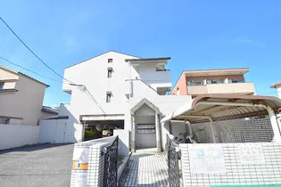 メゾン丸子山【3階】の外観