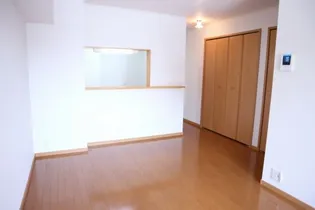 ヴェリテ・ボー II【1階】の内装