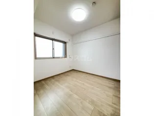 ヴィーヴル【4階】の地図