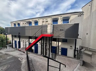 神奈川県横浜市神奈川区松見町2【アパート】の外観