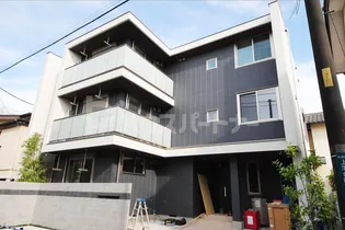 DEMEURE CLOCHETTEの画像