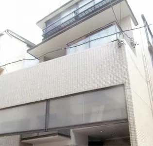 URBANO【1階】の外観