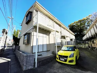 ファミーユ弐番館の画像