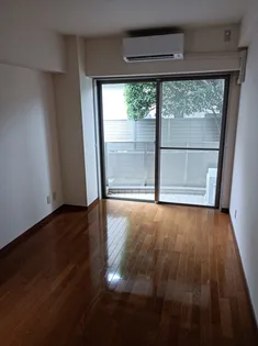 ハイツ・エム・ケイ・ワン【1階】の居間