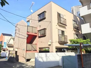 シャトルコウリン【3階】の外観