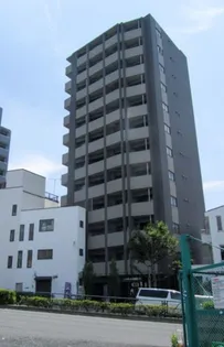 スカイコート新宿壱番館【8階】の外観