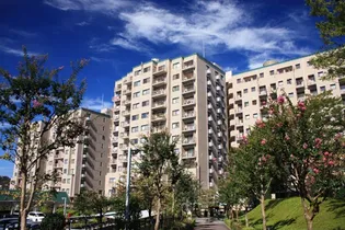 ベルクレエ新百合ヶ丘【6階】の外観