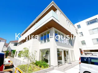 埼玉県越谷市南越谷4【アパート】の外観