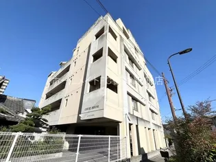 COURT HOUSEの画像
