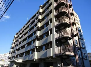 菊田参番館【4階】の外観