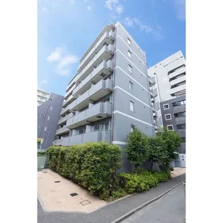 コンフォリア三田トロワ【6階】の外観