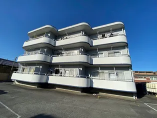 岡田マンション【1階】の外観