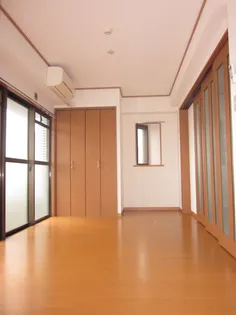 ベラカーサ小茂根【6階】の居間