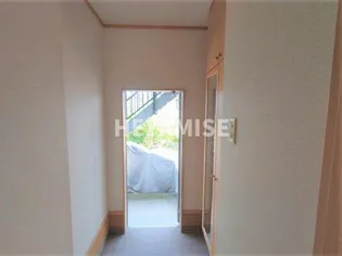 コーポ花【1階】の玄関