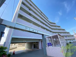 アンペリエ【5階】の外観