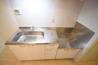 クローヴェーサウスタカハマ【4階】のキッチン