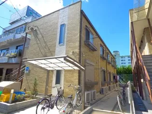 シーダーベルクD【1階】の外観