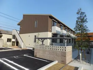 グランフラーヴ【1階】の外観