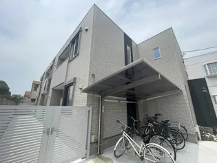 アリーナ ヒルズの画像