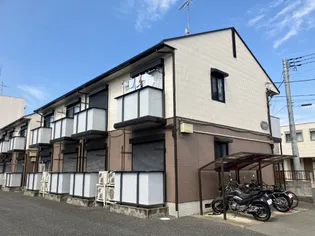 ハイツ定栄E棟【1階】の外観