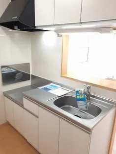 エンブレイス B【1階】のキッチン