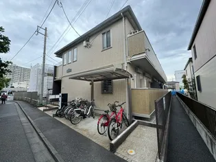神奈川県川崎市中原区苅宿【アパート】の外観