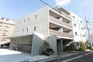 バルム下馬【3階】の外観