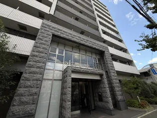 プレサンスKOBEティアラ【5階】の外観