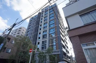 東京都新宿区南山伏町【マンション】の外観