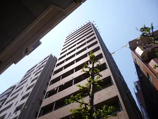 東京都渋谷区本町1【マンション】の外観