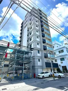 SunResidence泊【6階】の外観