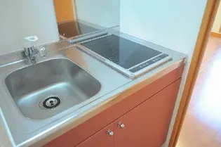 レオパレスLU SHINA【4階】のキッチン