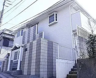 レオパレス衣笠 第16【1階】の外観