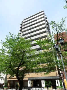 藤和六本木ホームズ【4階】の外観